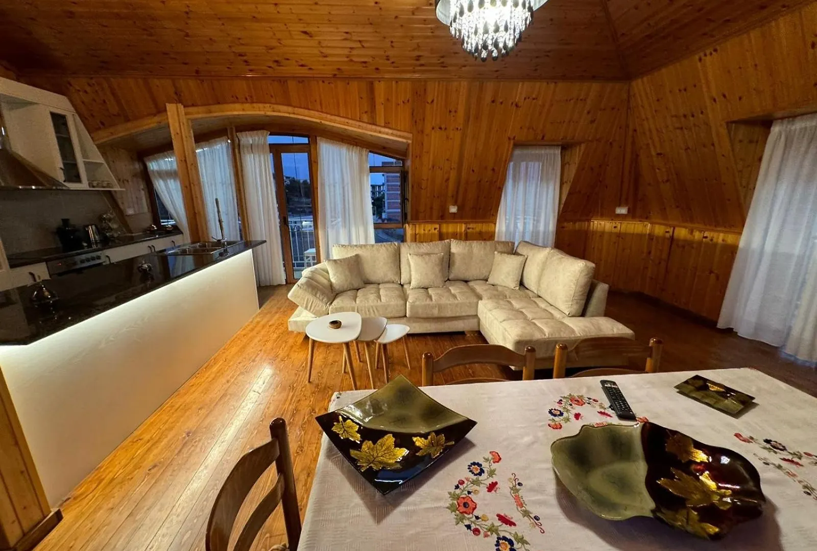 아파트 Troy Suites Sarandë